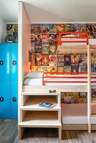 Hotel Hotelf1 Paris Saint Ouen Marche Aux Puces